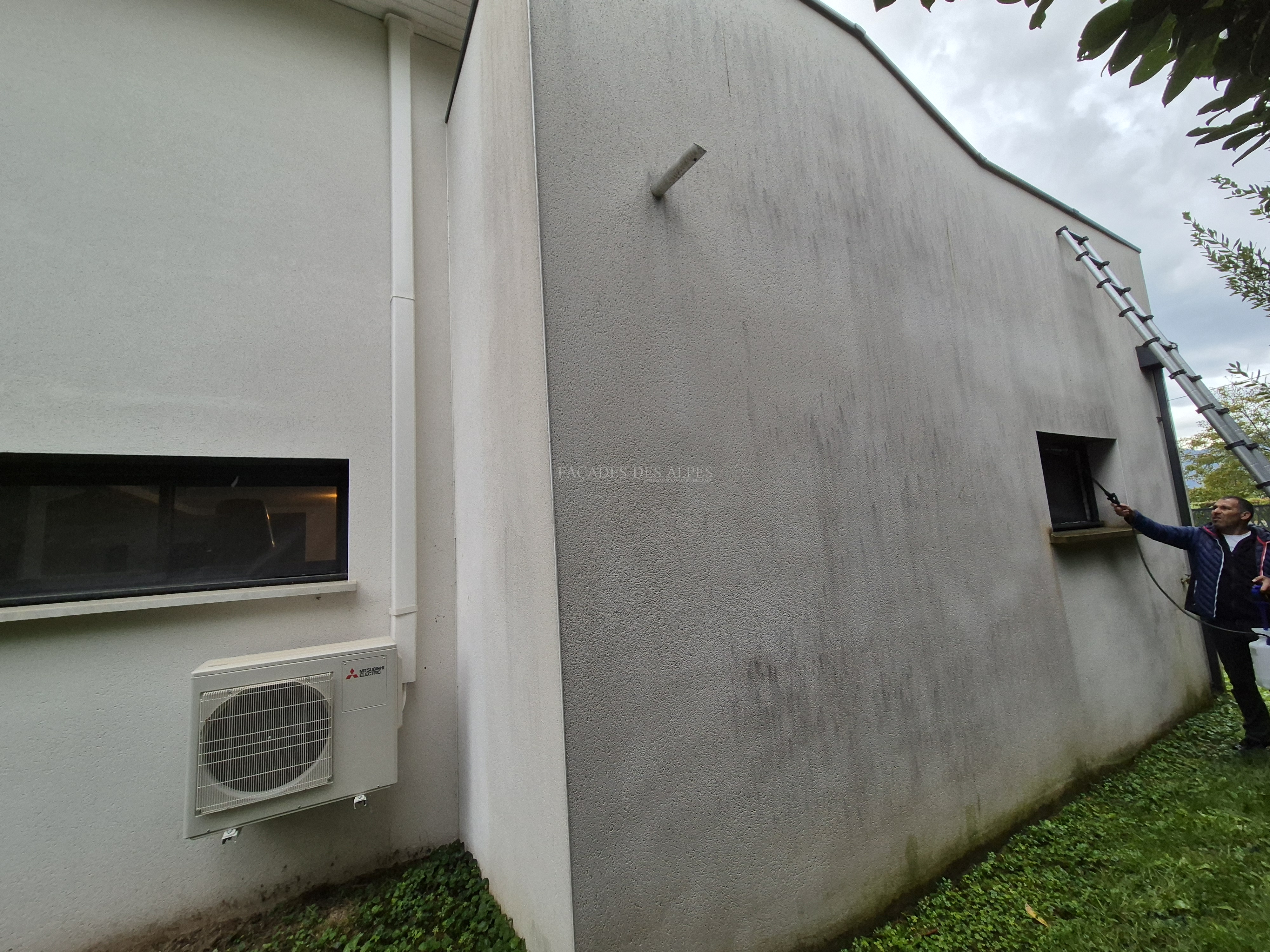 Nettoyage façades d'une maison à Montbonnot-Saint-Martin, 38330, Isère